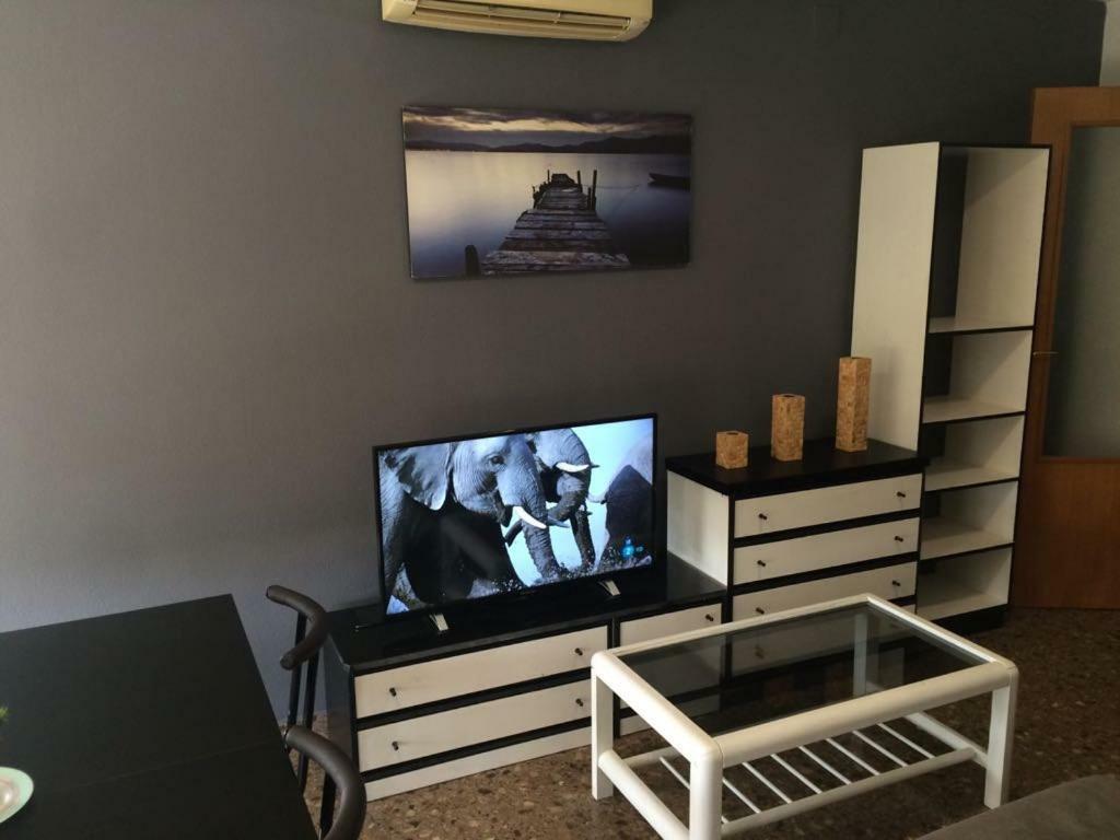Amplio Y Comodo Apartamento Con Parking Apartment บาเลนเซีย ภายนอก รูปภาพ